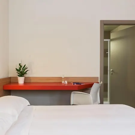 Lejlighedshotel Osoppo Milano