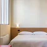 奥斯普公寓式酒店 4* 米兰