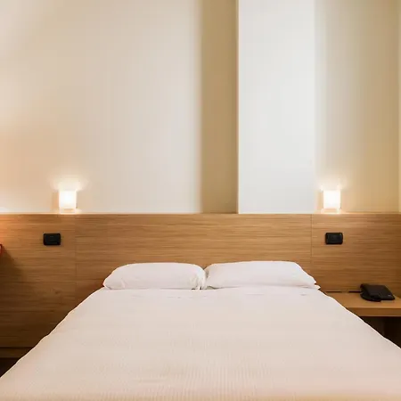 Osoppo Lägenhetshotell Milano
